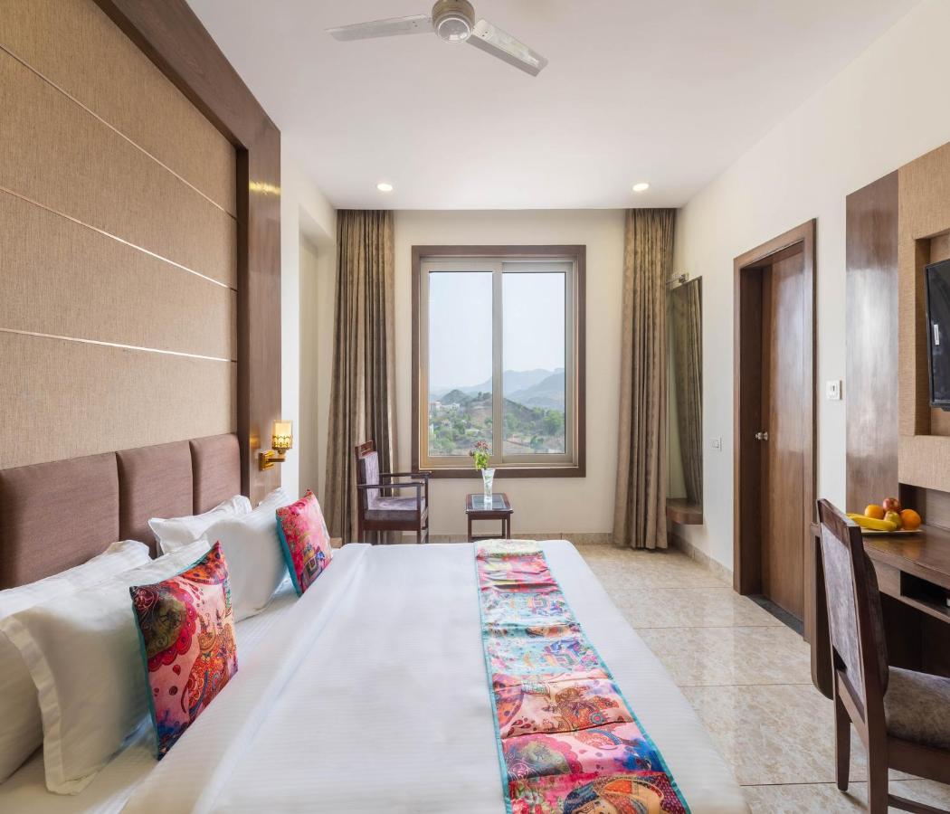 Hotel Pandora Grand, Udaipur- Nestled In Nature Wrapped In Luxury Екстер'єр фото